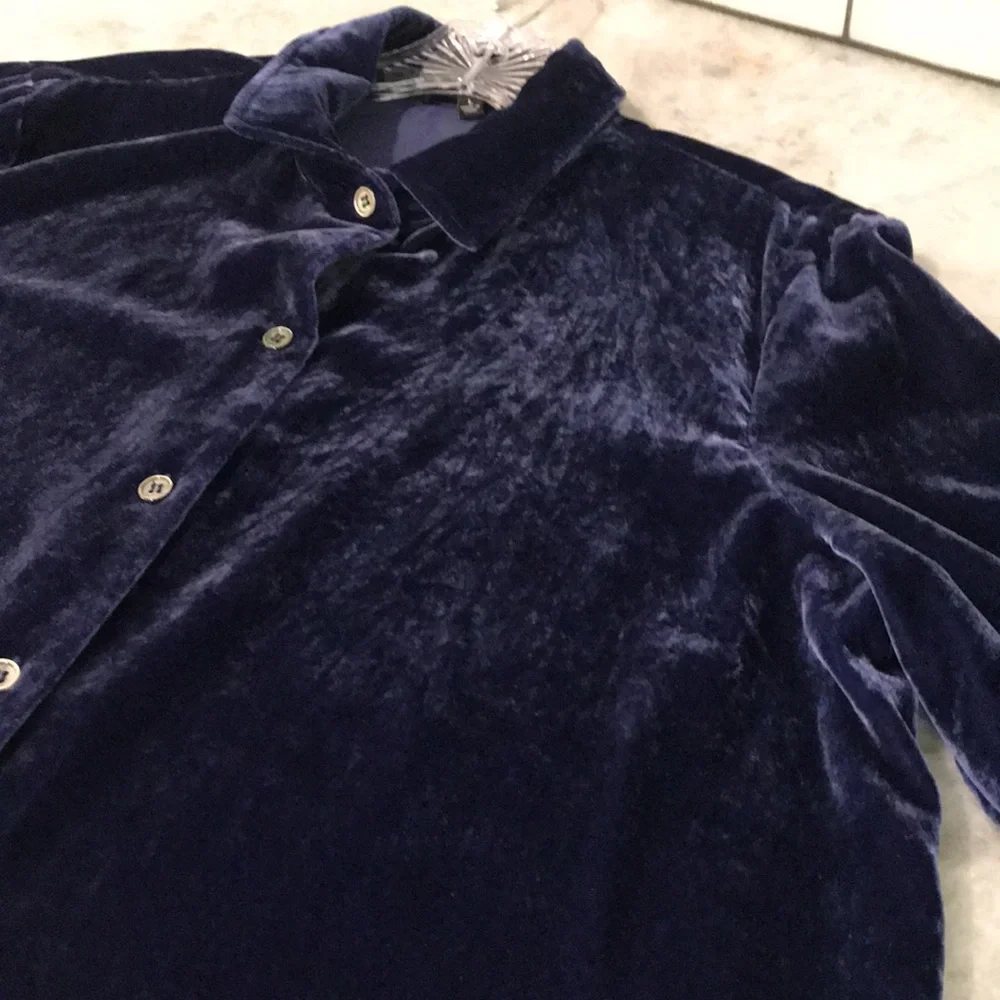 John Mark Button Up Shirt Womens Large Blue Velvet Tunic Top Lagenlook Classic - Picture 4 of 8